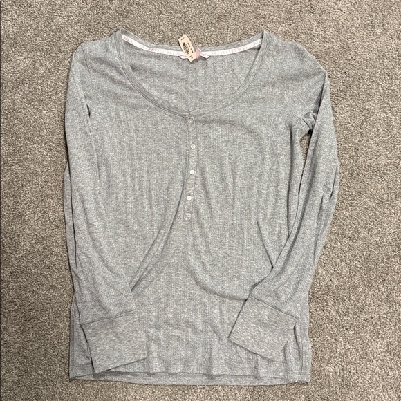 NWT Victoria Secret Pajama Set - Picture 3 of 6